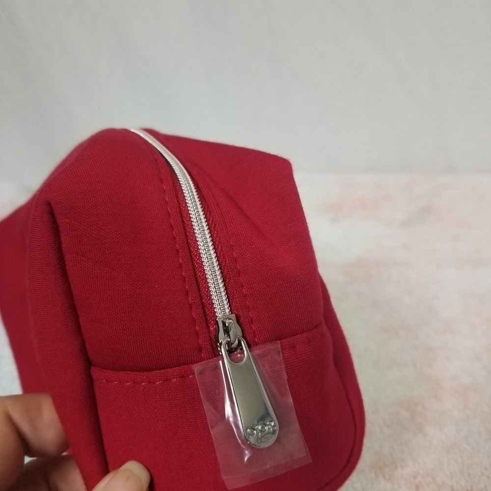 Christian Dior cosmetic bag red . New without tags. - Picture 4 of 8